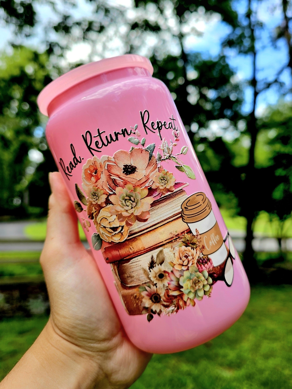 Read. Return. Repeat.
Handmade 16oz glass can featuring a beautiful bookish des